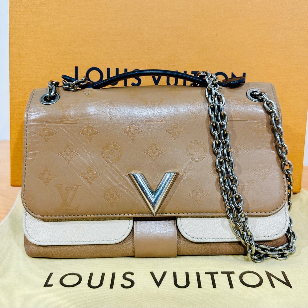 Louis Vuitton Very Chain bag